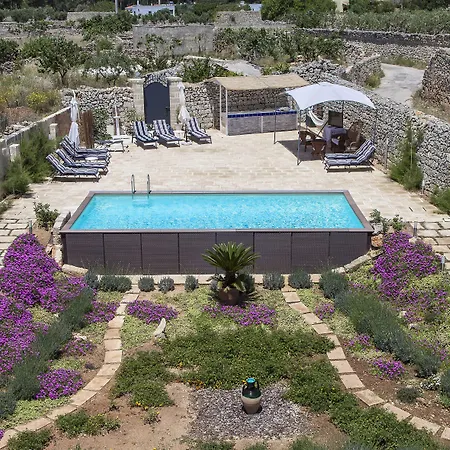 Masseria Palane Bed and breakfast 4*