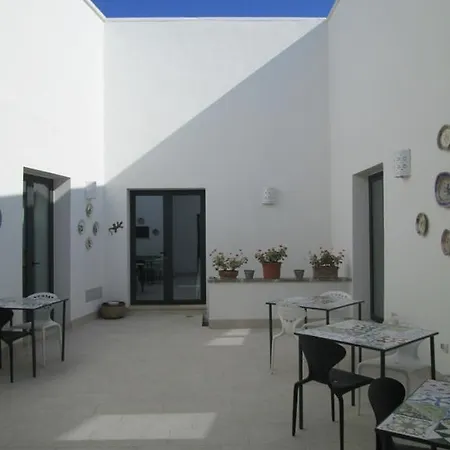 Masseria Palane Bed & Breakfast 3*