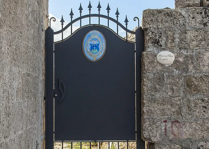 Masseria Palane Bed and breakfast 4*