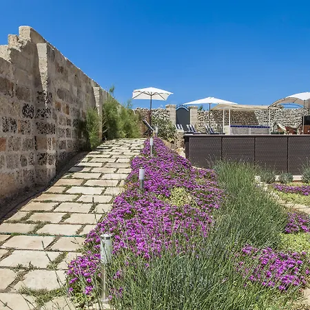 Oda ve Kahvaltı Masseria Palane 4*